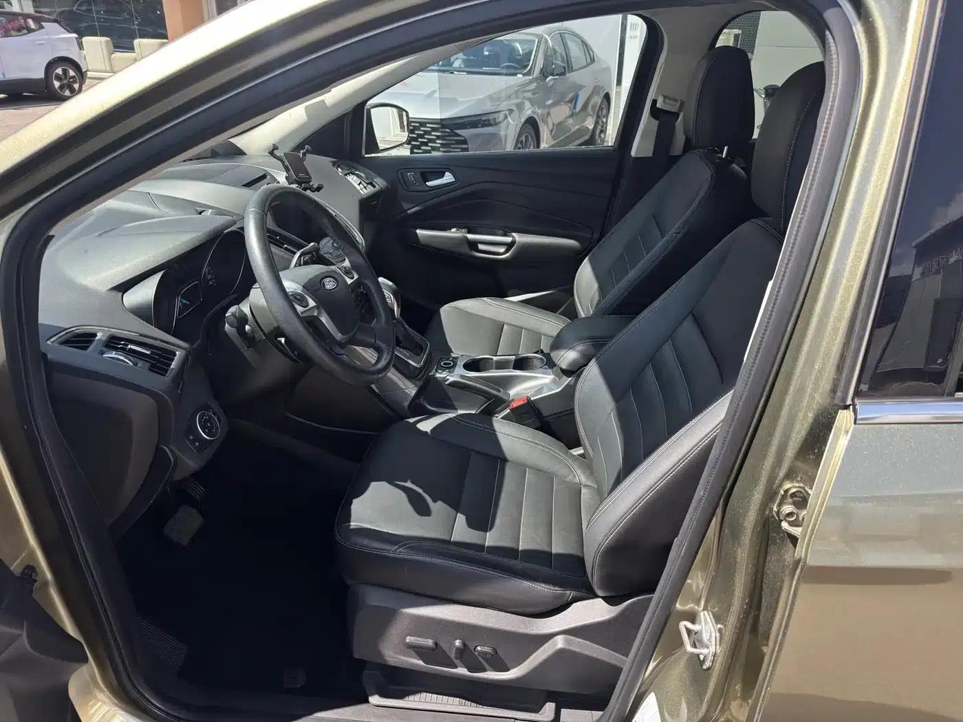 Ford Kuga 2015 1.5L GTDi AWD Elite — миниатюра 2