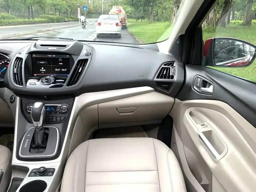 Ford Kuga 2013 2.0L GTDi AWD Premium — миниатюра 7
