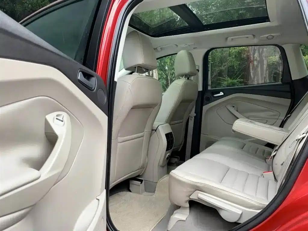 Ford Kuga 2013 2.0L GTDi AWD Premium — миниатюра 9