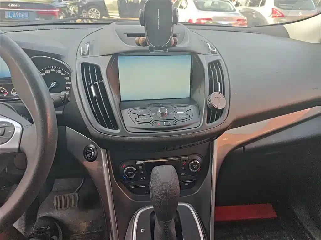Ford Kuga 2015 2.0L GTDi AWD Elite — миниатюра 7