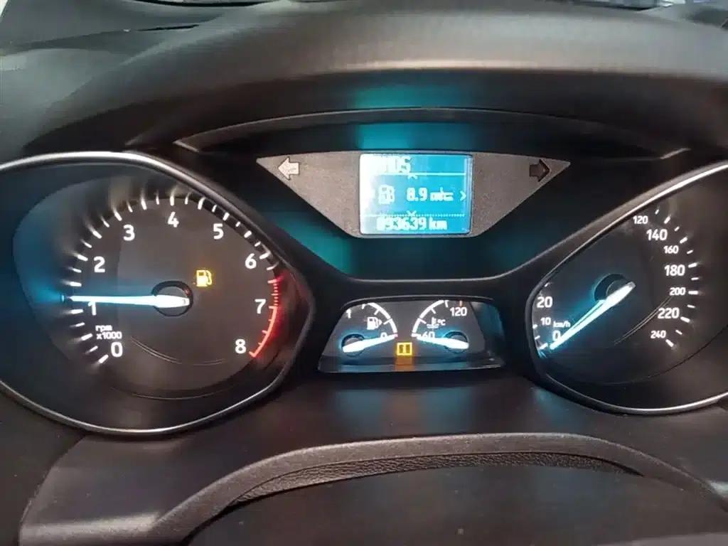 2017 Ford Kuga EcoBoost 180 2WD Elite Edition — миниатюра 12
