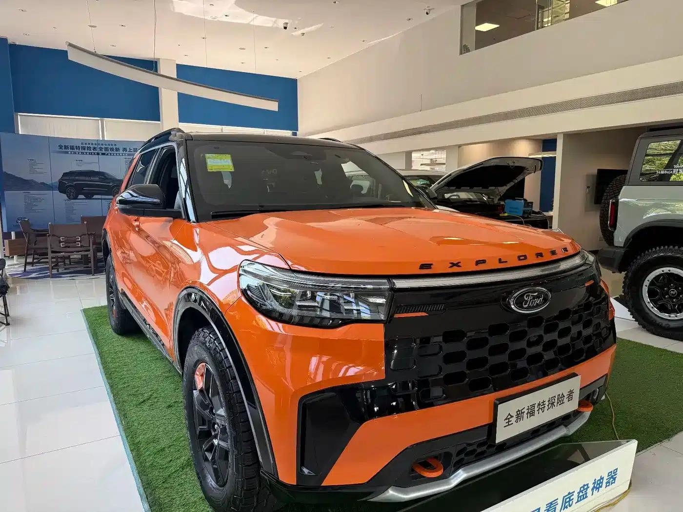 Explorer 2025 2.3T EcoBoost Kunlun Crossing Edition 5-seater — миниатюра 2