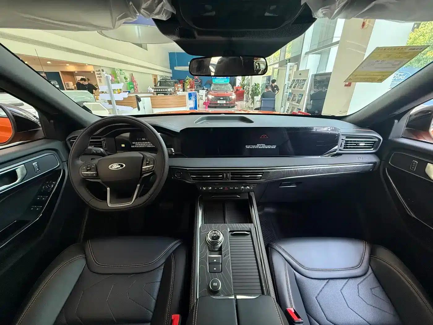 Explorer 2025 2.3T EcoBoost Kunlun Crossing Edition 5-seater — миниатюра 6
