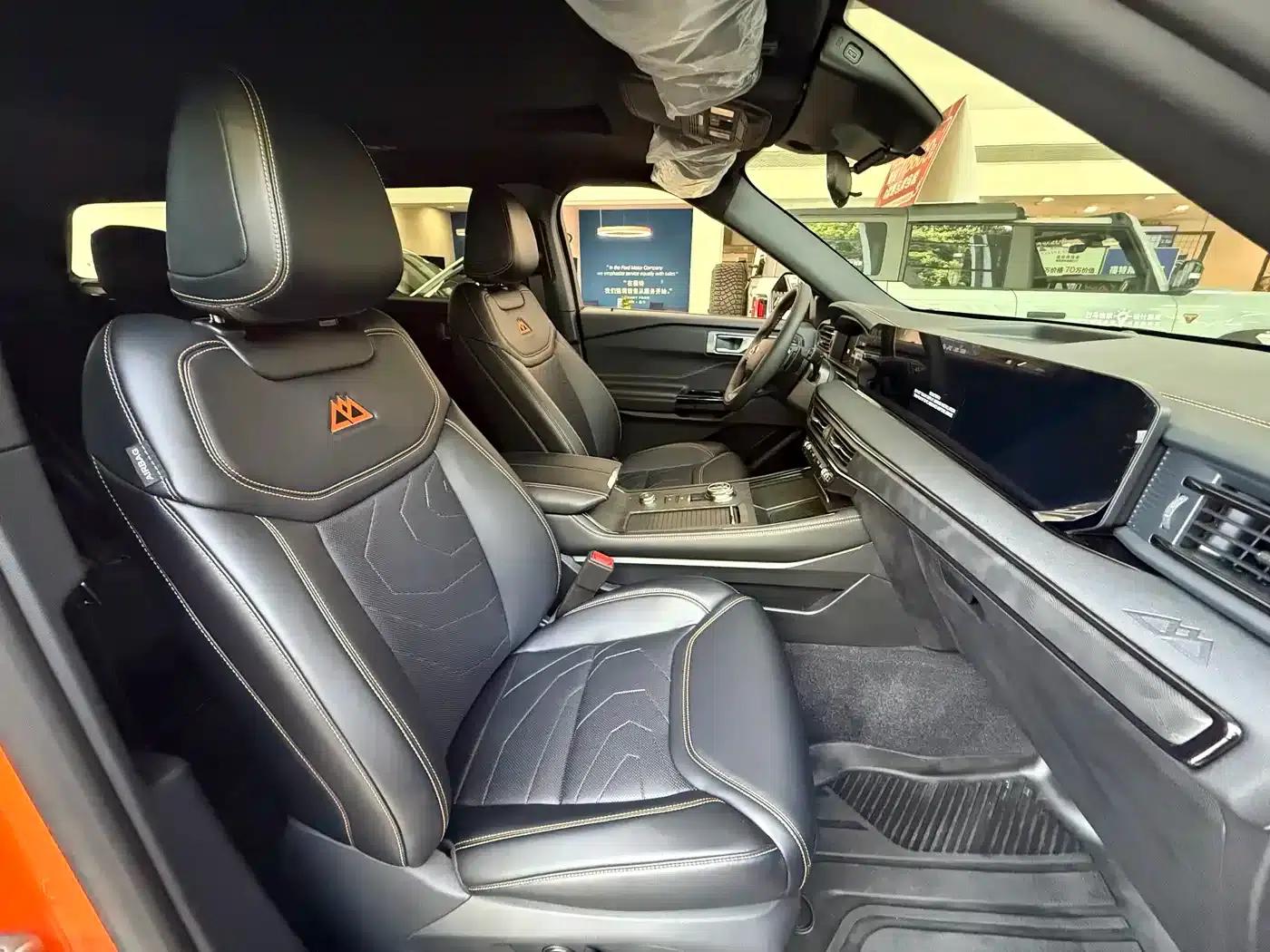 Explorer 2025 2.3T EcoBoost Kunlun Crossing Edition 5-seater — миниатюра 9