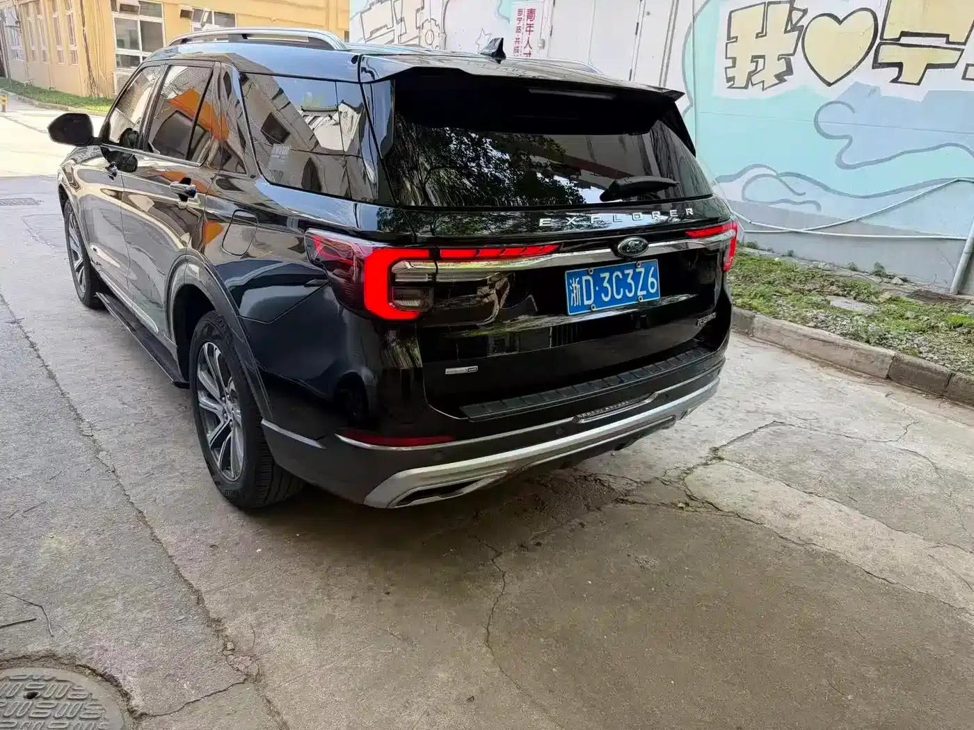 Explorer 2023 EcoBoost 285 4WD Fashion Plus Edition 7-Seater — миниатюра 7