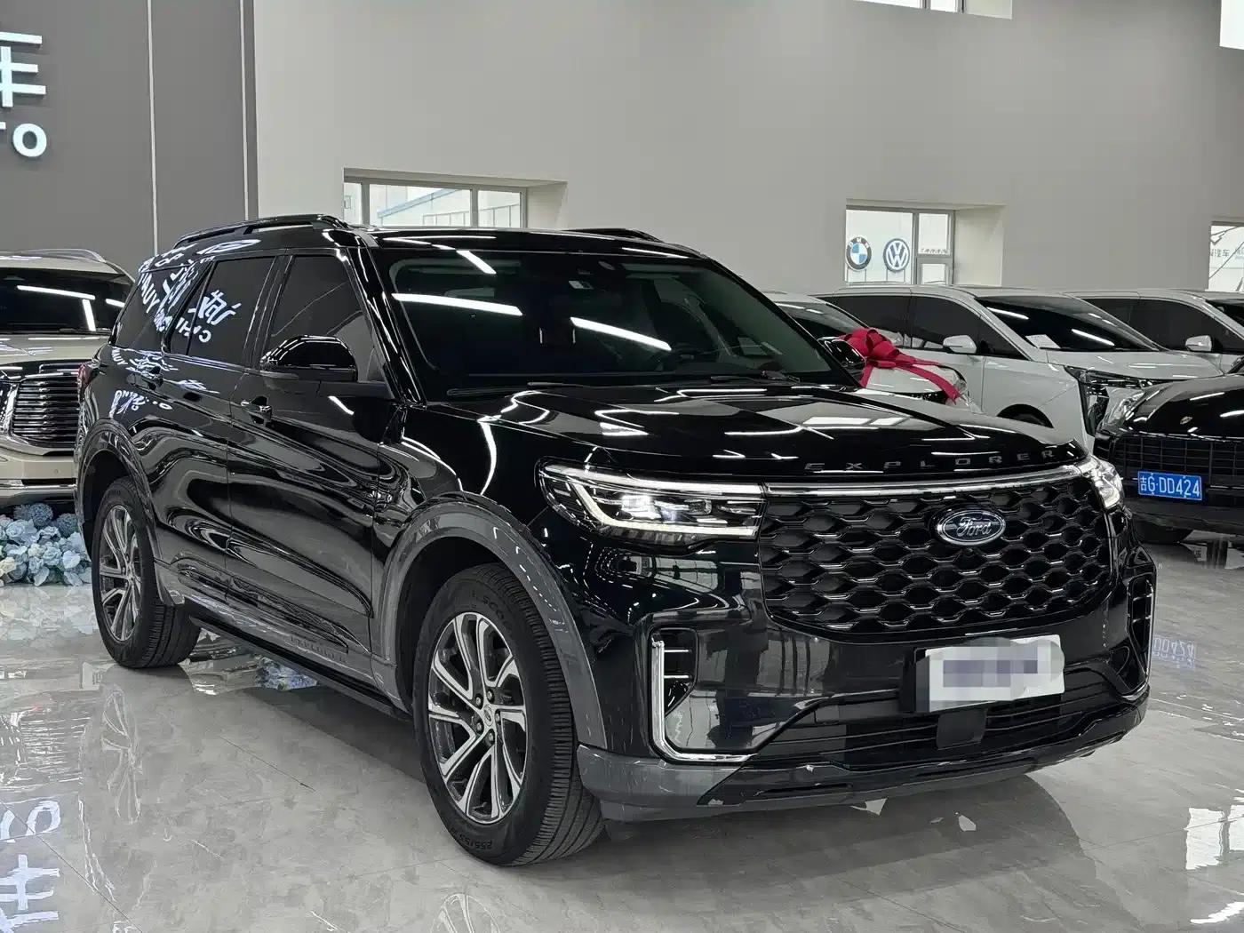Explorer 2023 EcoBoost 285 4WD Fashion Plus Edition 7-Seater — миниатюра 2