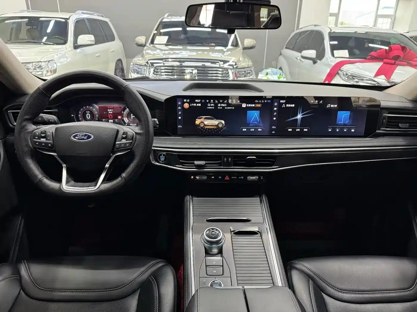 Explorer 2023 EcoBoost 285 4WD Fashion Plus Edition 7-Seater — миниатюра 5
