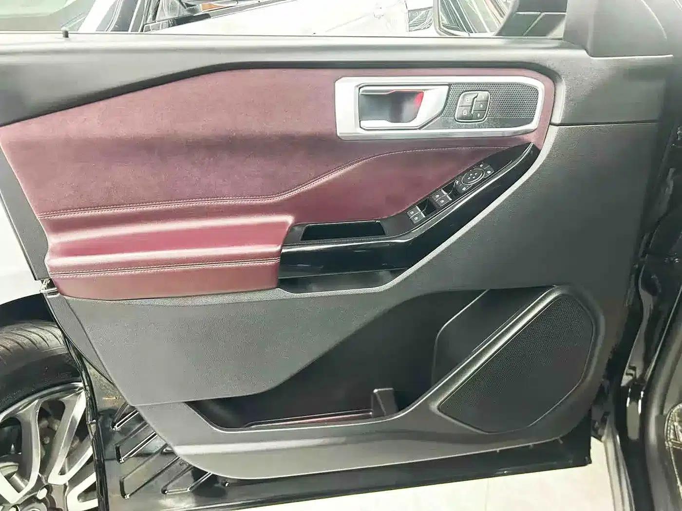 2023 Ford Explorer EcoBoost 285 AWD Titanium Edition 7-Seater — миниатюра 12