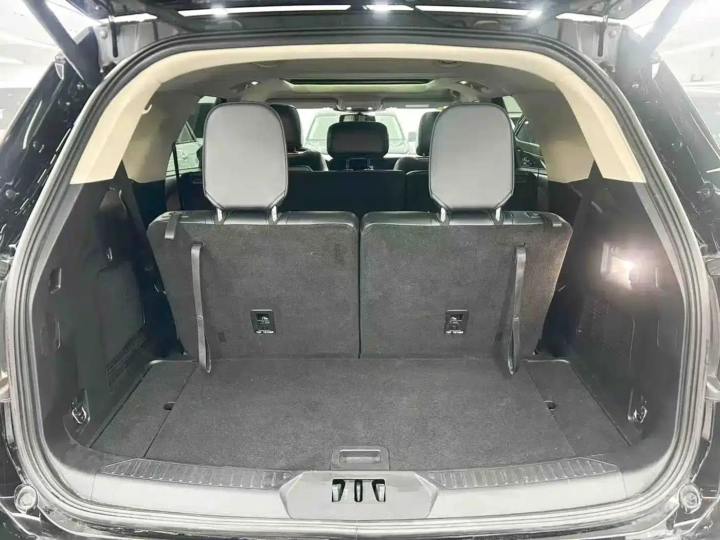 2023 Ford Explorer EcoBoost 285 AWD Titanium Edition 7-Seater — миниатюра 18