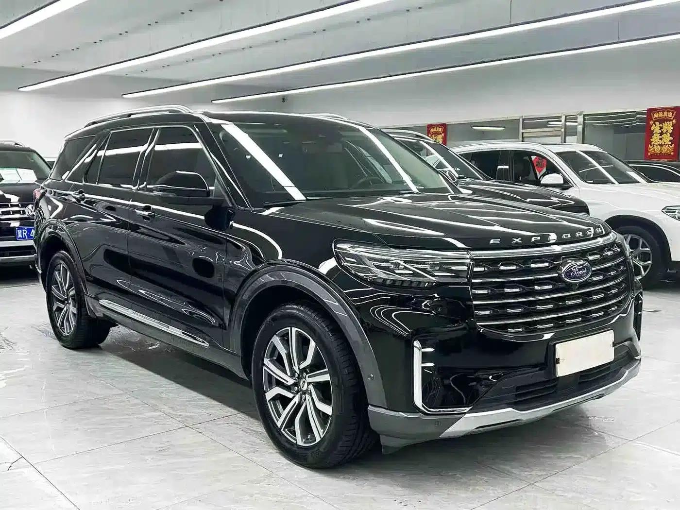 2023 Ford Explorer EcoBoost 285 AWD Titanium Edition 7-Seater — миниатюра 3