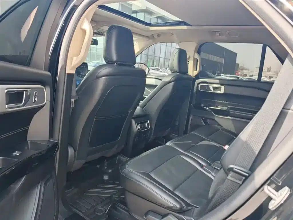 2020 Ford Explorer EcoBoost 285 4WD Fashion Edition 7-seater — миниатюра 6