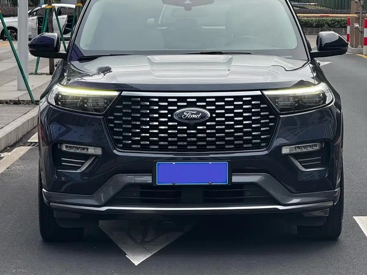 2020 Ford Explorer EcoBoost 285 AWD Platinum Edition 7-seater — миниатюра 2