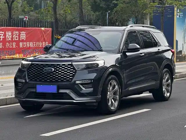 2020 Ford Explorer EcoBoost 285 AWD Platinum Edition 7-seater