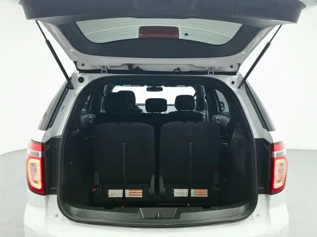 Explorer (Imported) 2015 2.0T US Spec — миниатюра 4