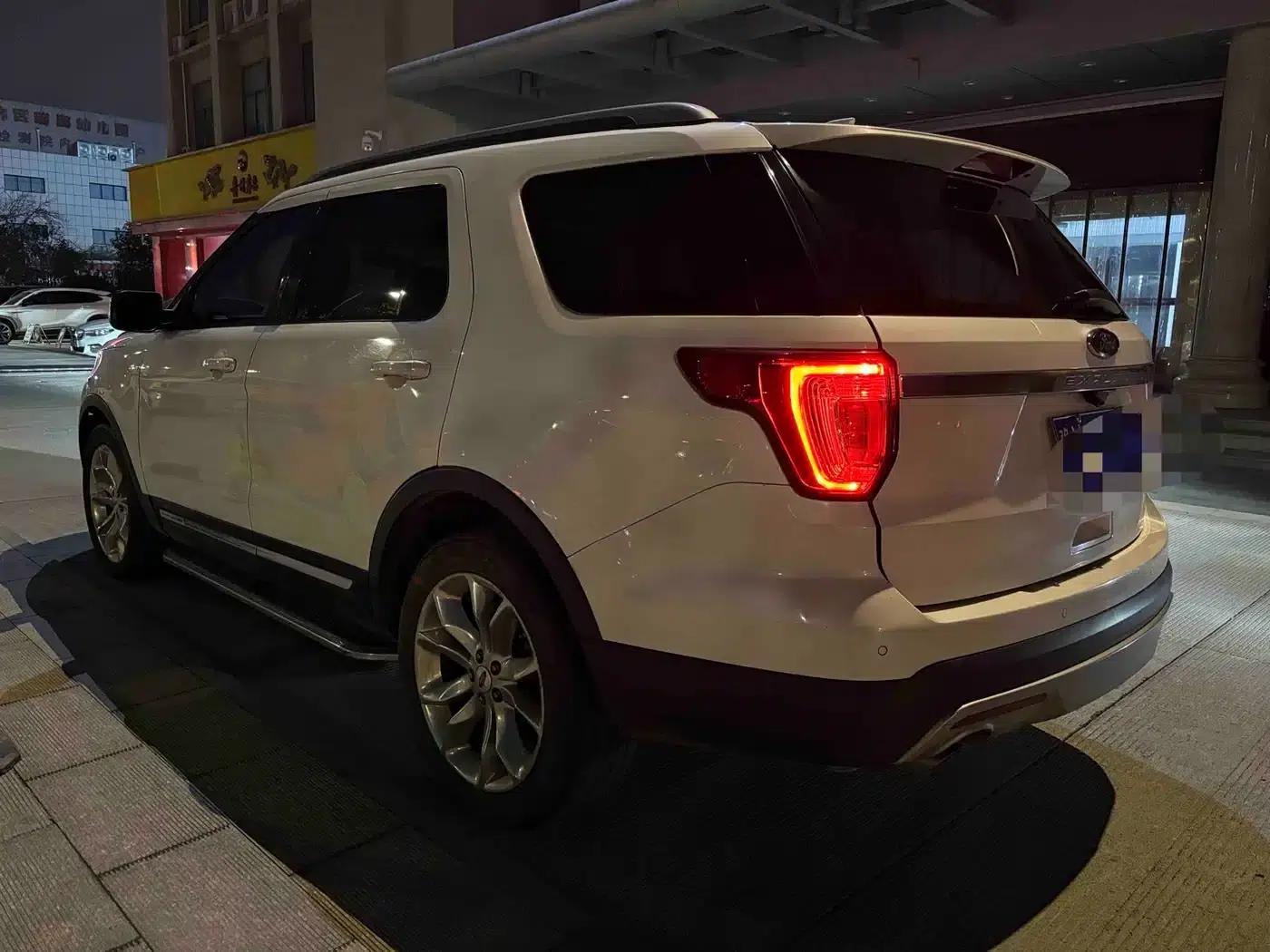 2016 Explorer 2.3T Fashion Edition (Imported) — миниатюра 7