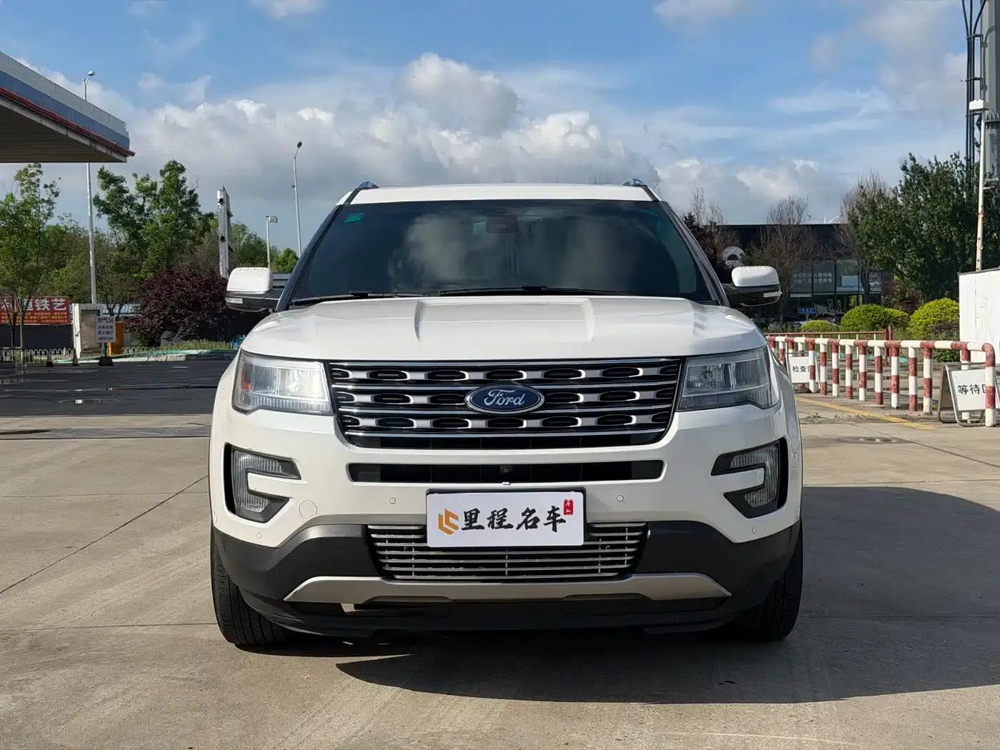 2017 Explorer 2.3T Elite Edition (Imported) — миниатюра 2