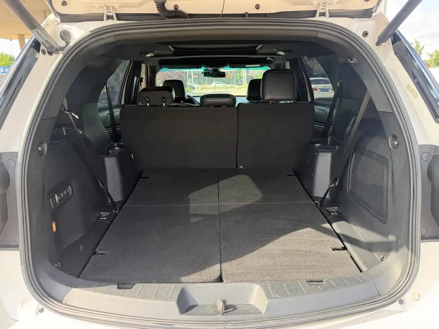 2017 Explorer 2.3T Elite Edition (Imported) — миниатюра 15
