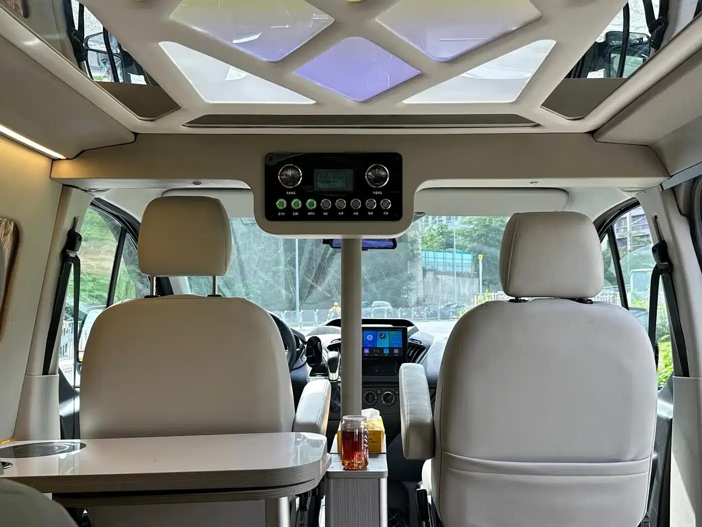 Ford Transit 2020 2.0T Gasoline Automatic Multi-functional Commercial Vehicle, Low Roof, Double Tailgate, China VI Emission Standard — миниатюра 12