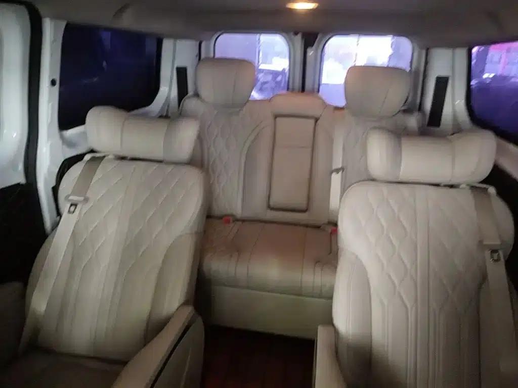 Ford Transit 2019 2.0T Gasoline Automatic Multi-functional Commercial Vehicle, Short Wheelbase, Low Roof, 6 Seats, China VI Emission Standard — миниатюра 17
