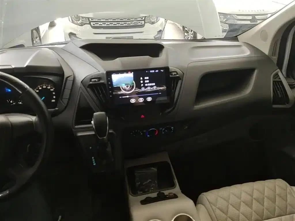 Ford Transit 2019 2.0T Gasoline Automatic Multi-functional Commercial Vehicle, Short Wheelbase, Low Roof, 6 Seats, China VI Emission Standard — миниатюра 10