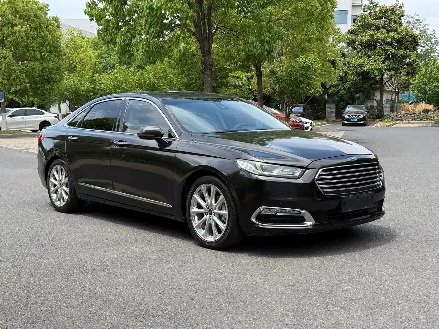 Taurus 2015 EcoBoost 325 V6 Flagship — миниатюра 3