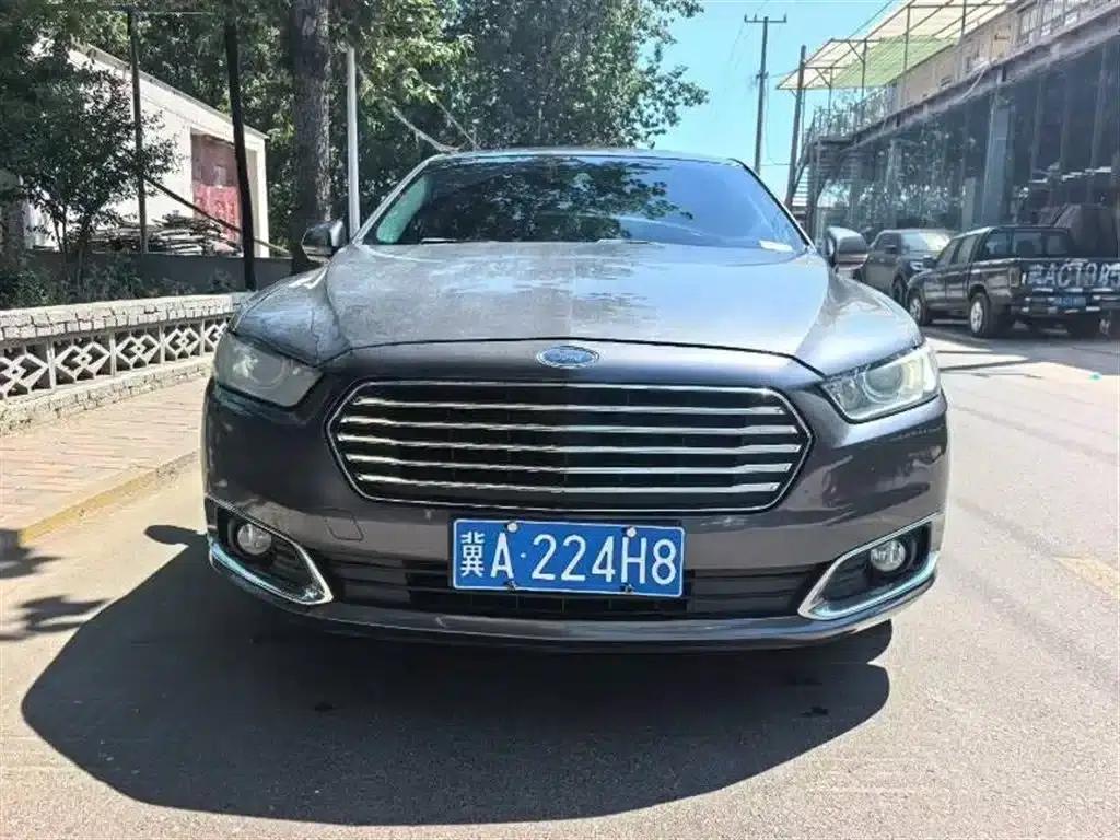 2016 Taurus EcoBoost 180 Luxury — миниатюра 7