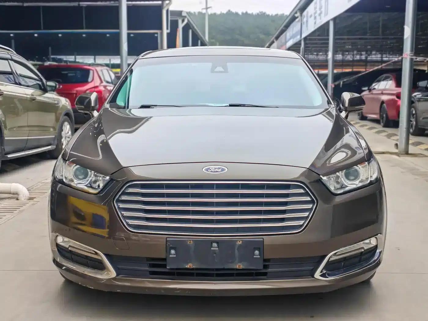 Taurus 2017 EcoBoost 245 Fashion Edition — миниатюра 5