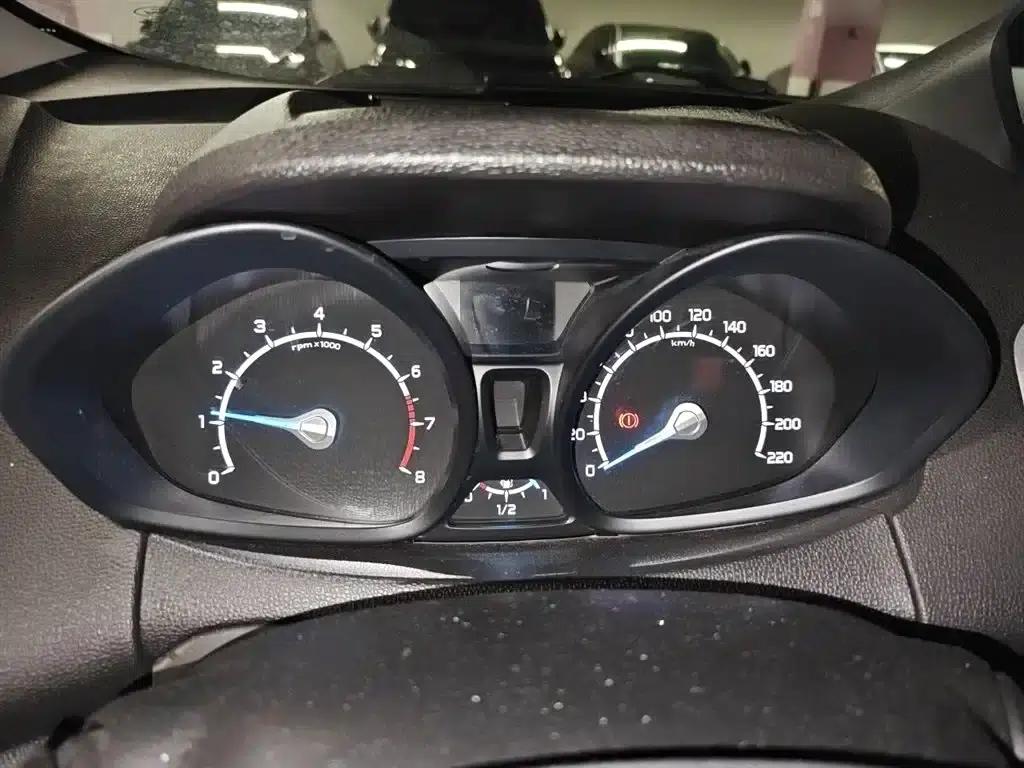 EcoSport 2013 1.5L Automatic Fashion Edition — миниатюра 4