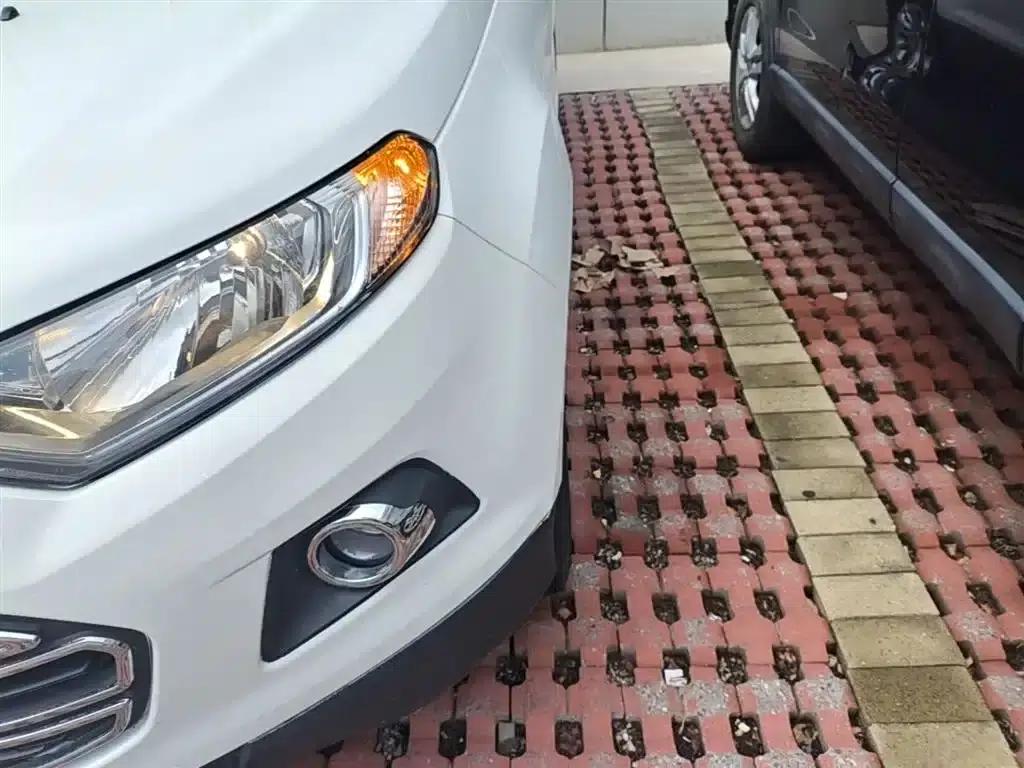 EcoSport 2013 1.5L Automatic Premium — миниатюра 24