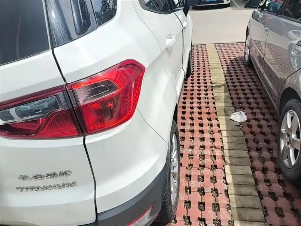 EcoSport 2013 1.5L Automatic Premium — миниатюра 8