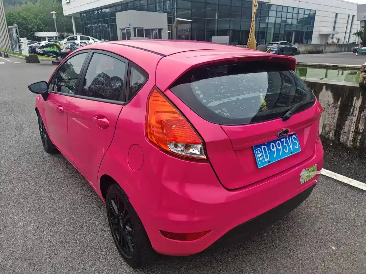 2013 Ford Fiesta Hatchback 1.5L Automatic Fashion Edition — миниатюра 9