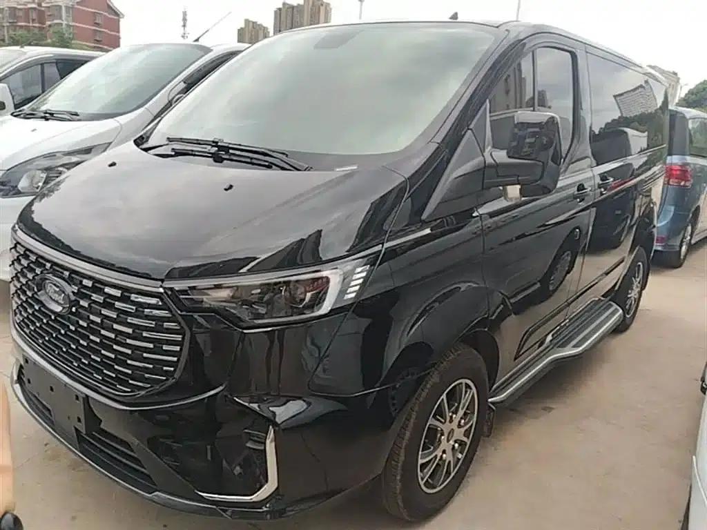 Tourneo 2023 2.0T Automatic Luxury Edition — миниатюра 1