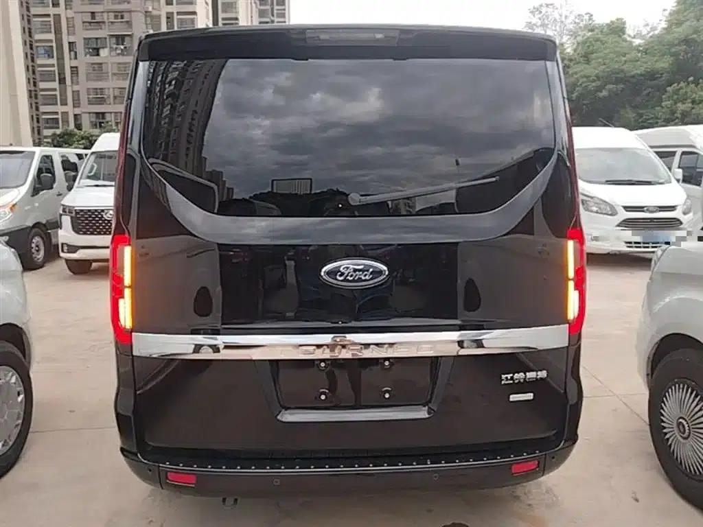 Tourneo 2023 2.0T Automatic Luxury Edition — миниатюра 6