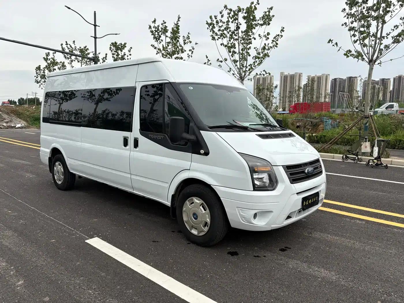 New Generation Ford Transit 2016 Model 2.2T Long Wheelbase 6/7 Seat Mid-Roof Multi-Purpose Vehicle — миниатюра 2