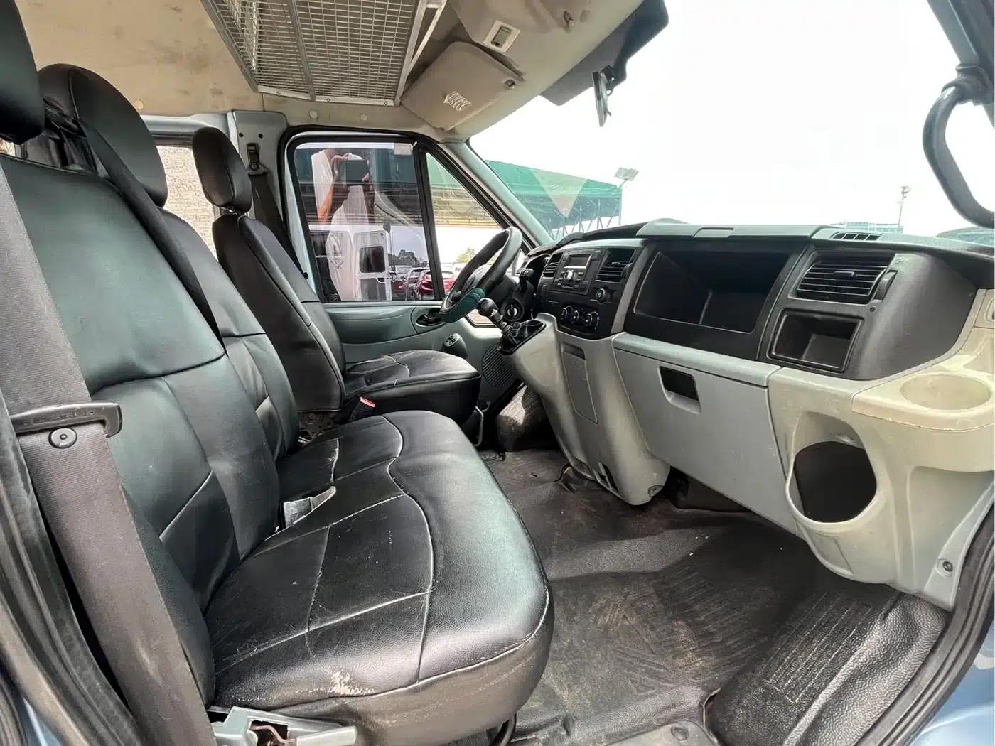 New Generation Ford Transit 2013 2.4T Luxury Long Wheelbase Mid-Roof National III Standard — миниатюра 10