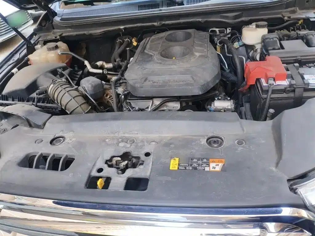 2016 Ford Everest 2.0T Gasoline Automatic 4WD Flagship Edition — миниатюра 11