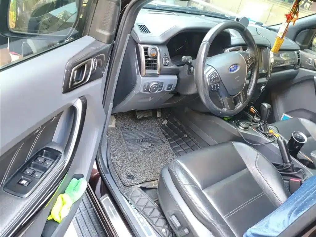 2016 Ford Everest 2.0T Gasoline Automatic 4WD Flagship Edition — миниатюра 14