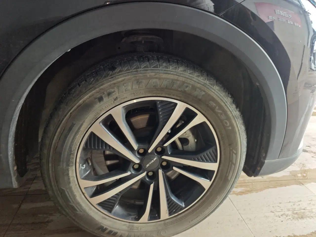 JETOUR X70 PLUS 2021 Revised Version 1.5T Manual 5-Seater — миниатюра 5