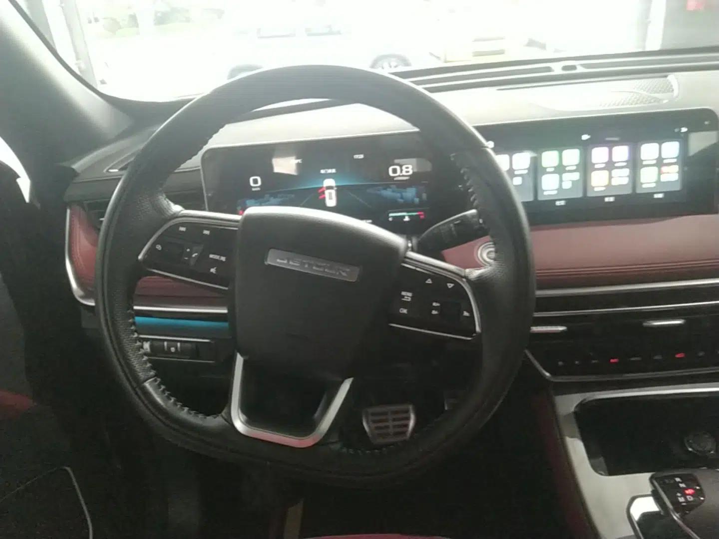 JETOUR X70 PLUS 2023 1.5T DCT Brave PLUS 7-Seater — миниатюра 14