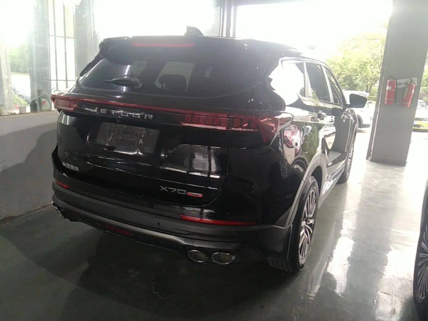 JETOUR X70 PLUS 2023 1.5T DCT Brave PLUS 7-Seater — миниатюра 6