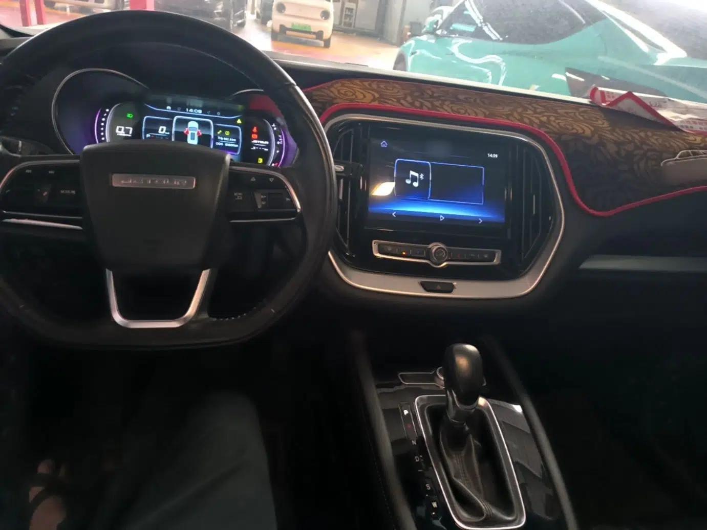 JETOUR X70 2018 1.5T Automatic YueXing Edition — миниатюра 13