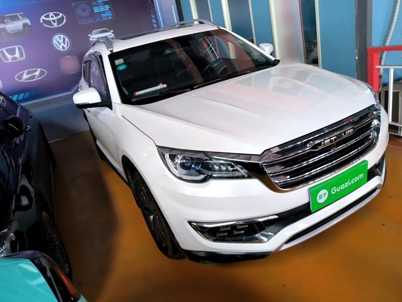 JETOUR X70 2018 1.5T Automatic YueXing Edition — миниатюра 3