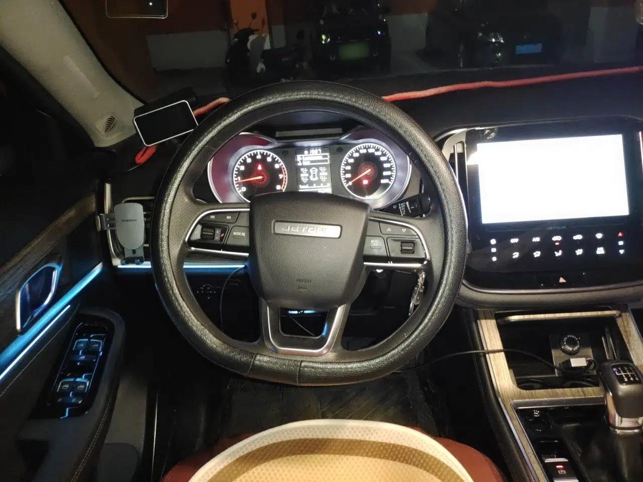 JETOUR X70 2020 Revised Version 1.5T Manual Comfort Edition 5 Seats — миниатюра 11