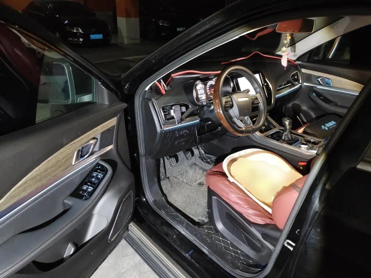 JETOUR X70 2020 Revised Version 1.5T Manual Comfort Edition 5 Seats — миниатюра 17