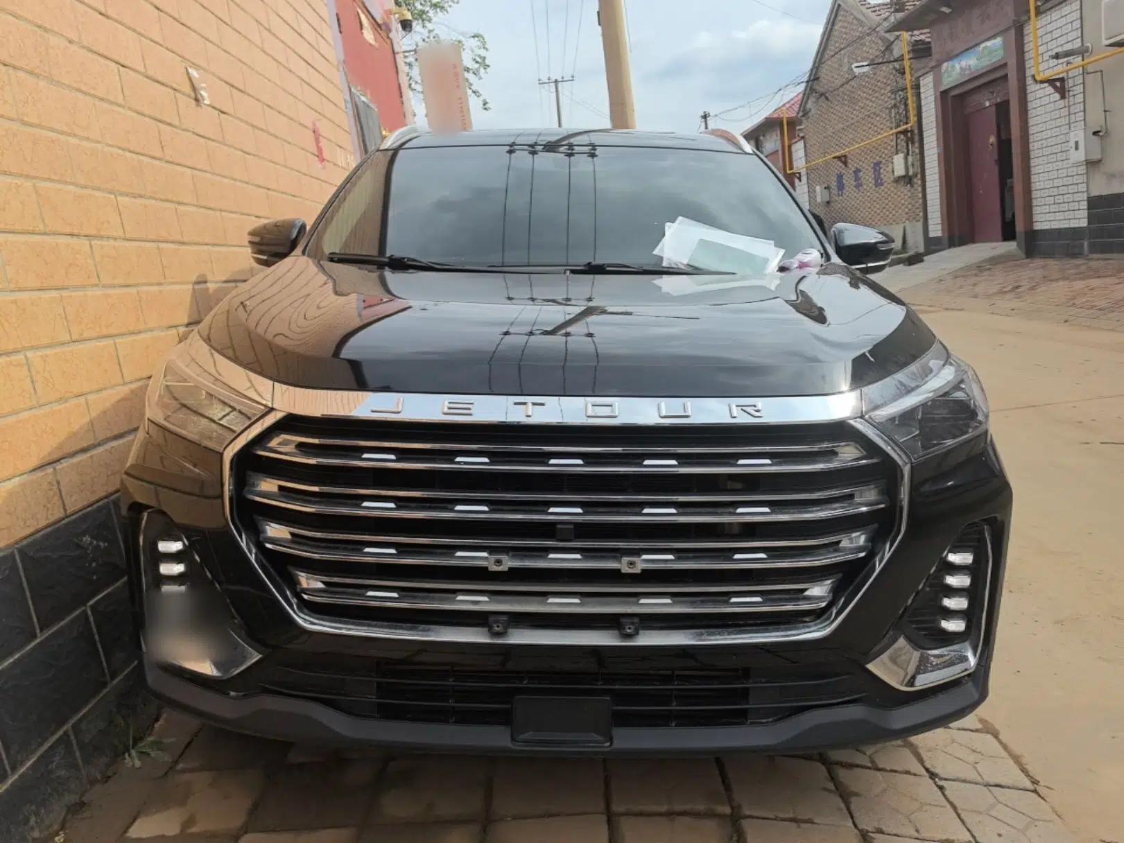 JETOUR X90 PLUS 2023 1.6TD DCT Flat-Platform + 5 Seats — миниатюра 2