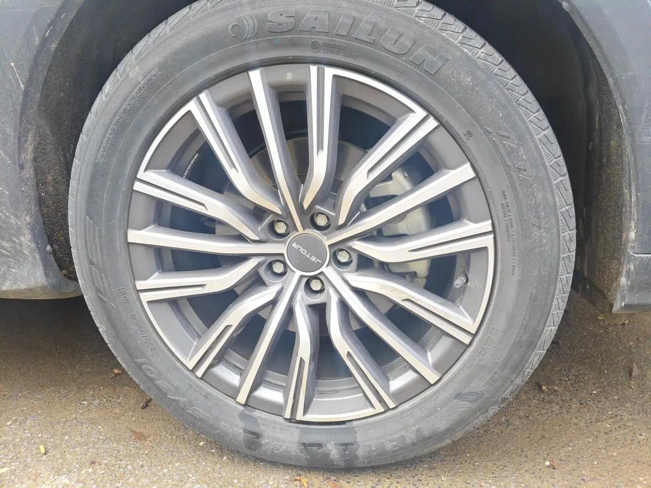 JETOUR X70 PRO 2023 1.5T DCT Comfort Edition 7-Seater — миниатюра 8
