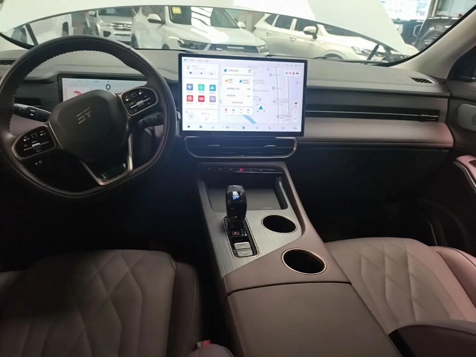 JETOUR X90 PRO 2024 1.6T DCT Luxury Edition 7-Seater — миниатюра 13