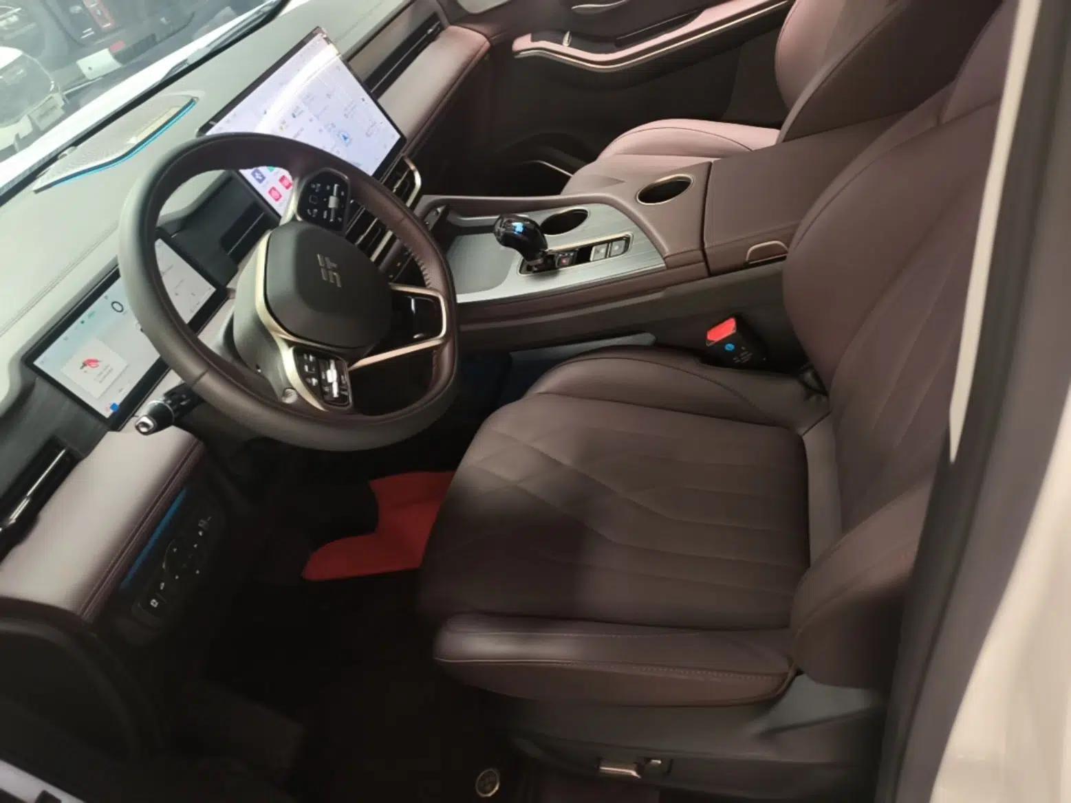 JETOUR X90 PRO 2024 1.6T DCT Luxury Edition 7-Seater — миниатюра 18