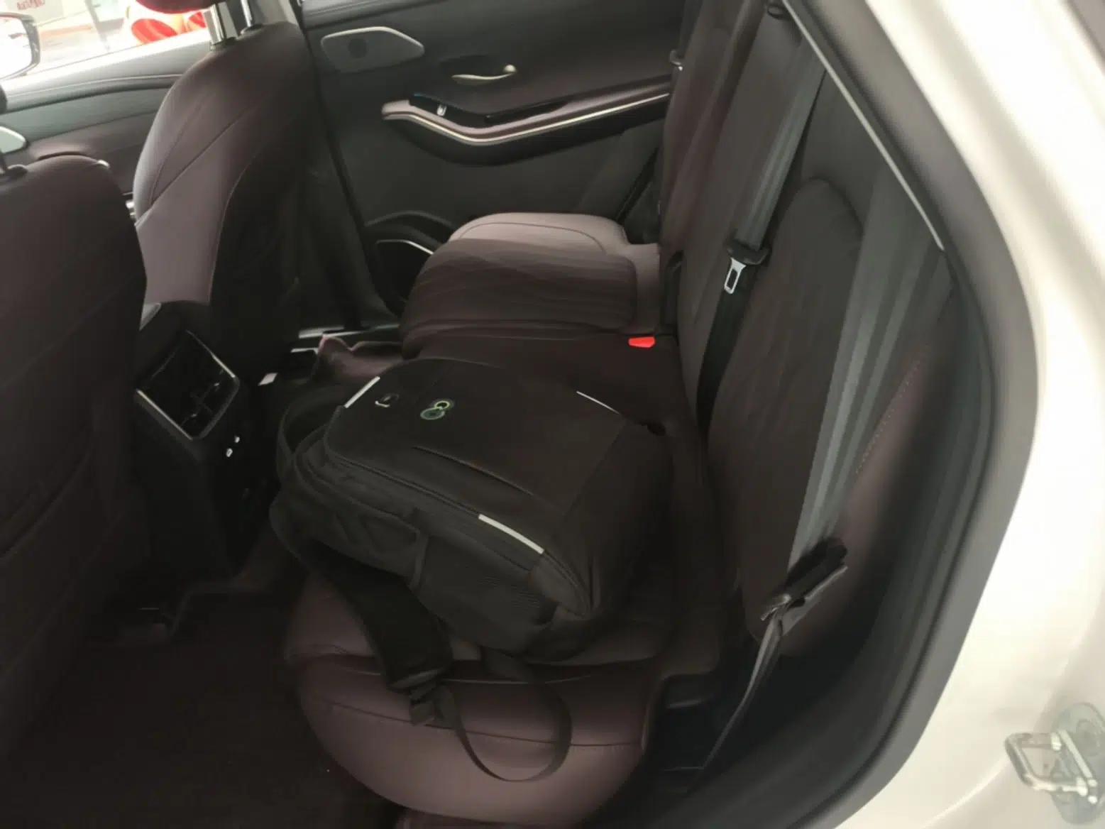 JETOUR X90 PRO 2024 1.6T DCT Luxury Edition 7-Seater — миниатюра 20