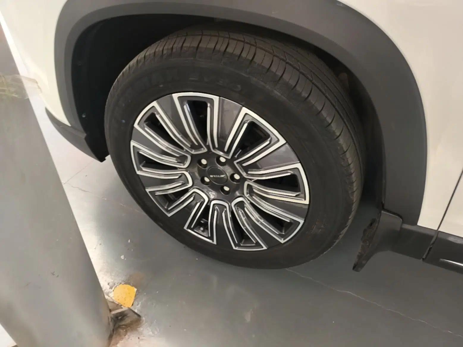 JETOUR X90 PRO 2024 1.6T DCT Luxury Edition 7-Seater — миниатюра 8